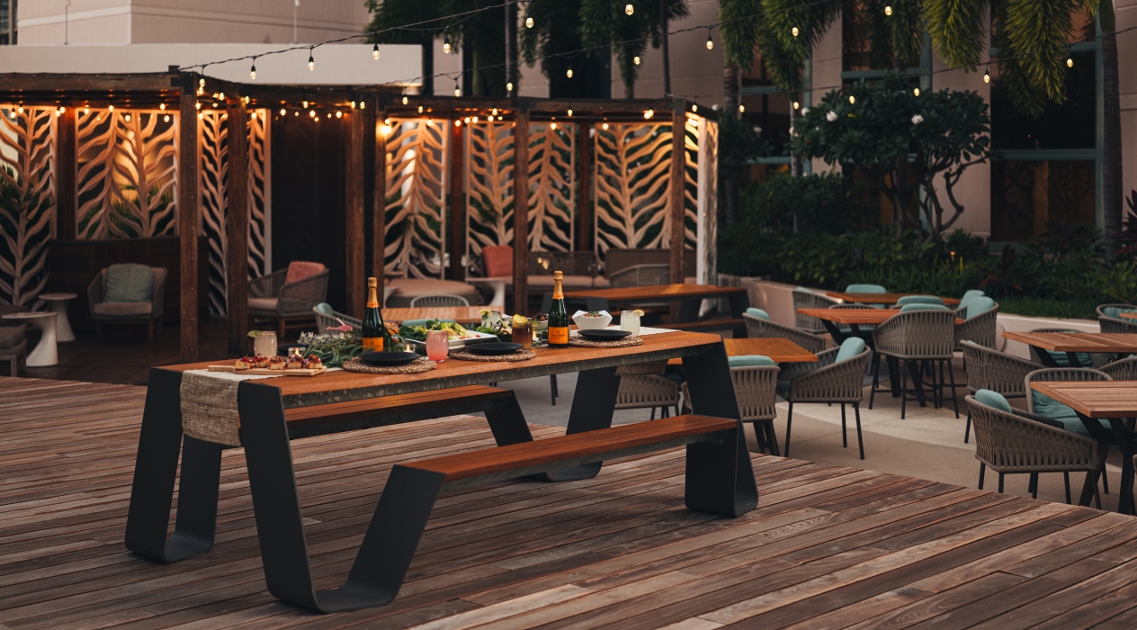 Prince Waikiki Hinana Bar